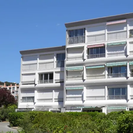 Lumineux Face Avec Separee, Parking Prive, A 30m De La - - Fr-1-338-527 Apartment *