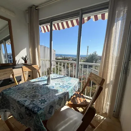 Apartment Lumineux Face Avec Separee, Parking Prive, A 30m De La - - Fr-1-338-527 *