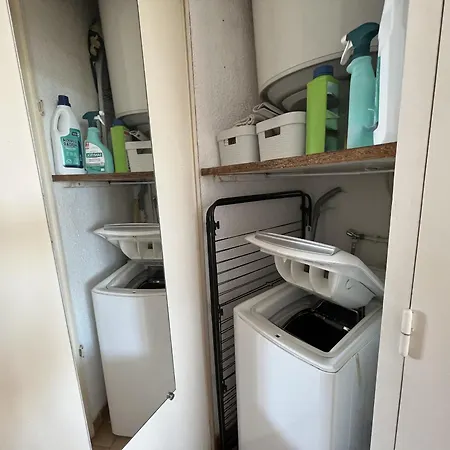 Apartment Lumineux Face Avec Separee, Parking Prive, A 30m De La - - Fr-1-338-527 *