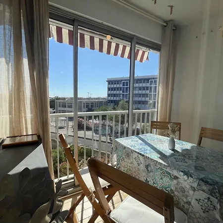 Lumineux Face Avec Separee, Parking Prive, A 30m De La - - Fr-1-338-527 *